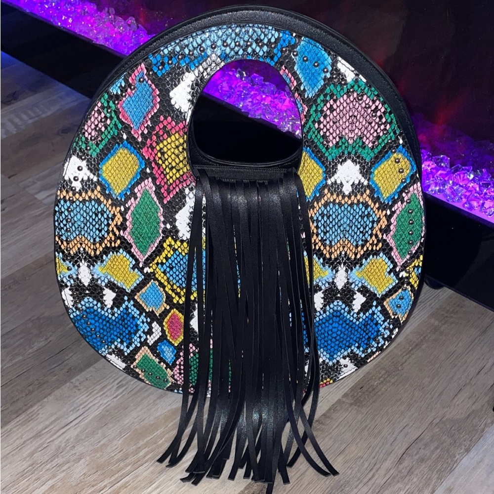 Snake skin fringe purse!